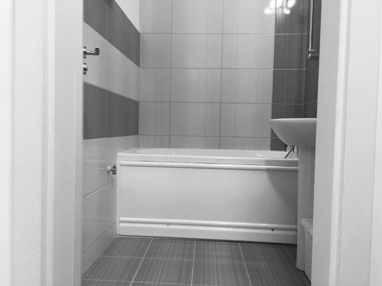 Faleza Apartment Galaţi Esterno foto
