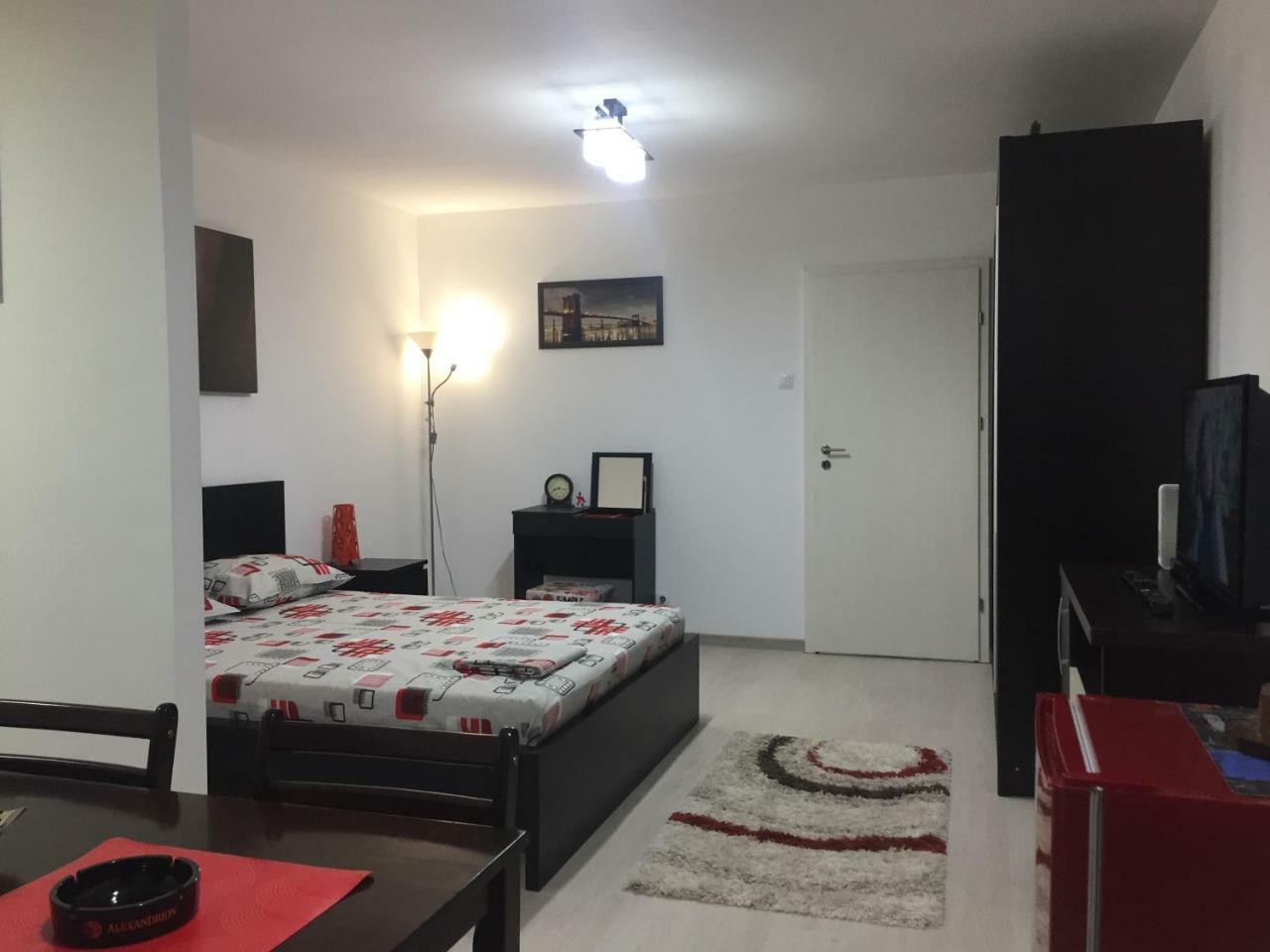 Faleza Apartment Galaţi Esterno foto