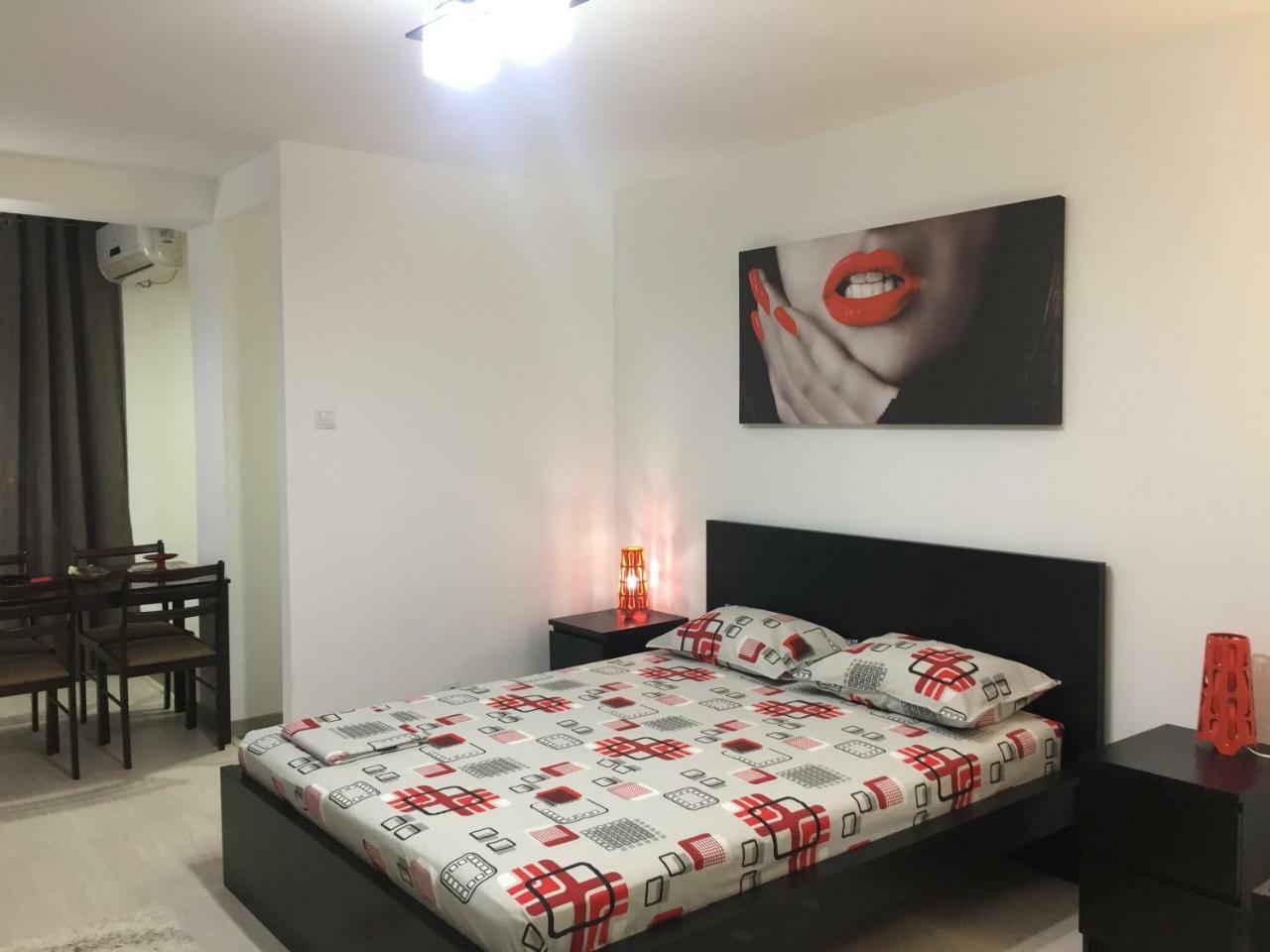 Faleza Apartment Galaţi Esterno foto