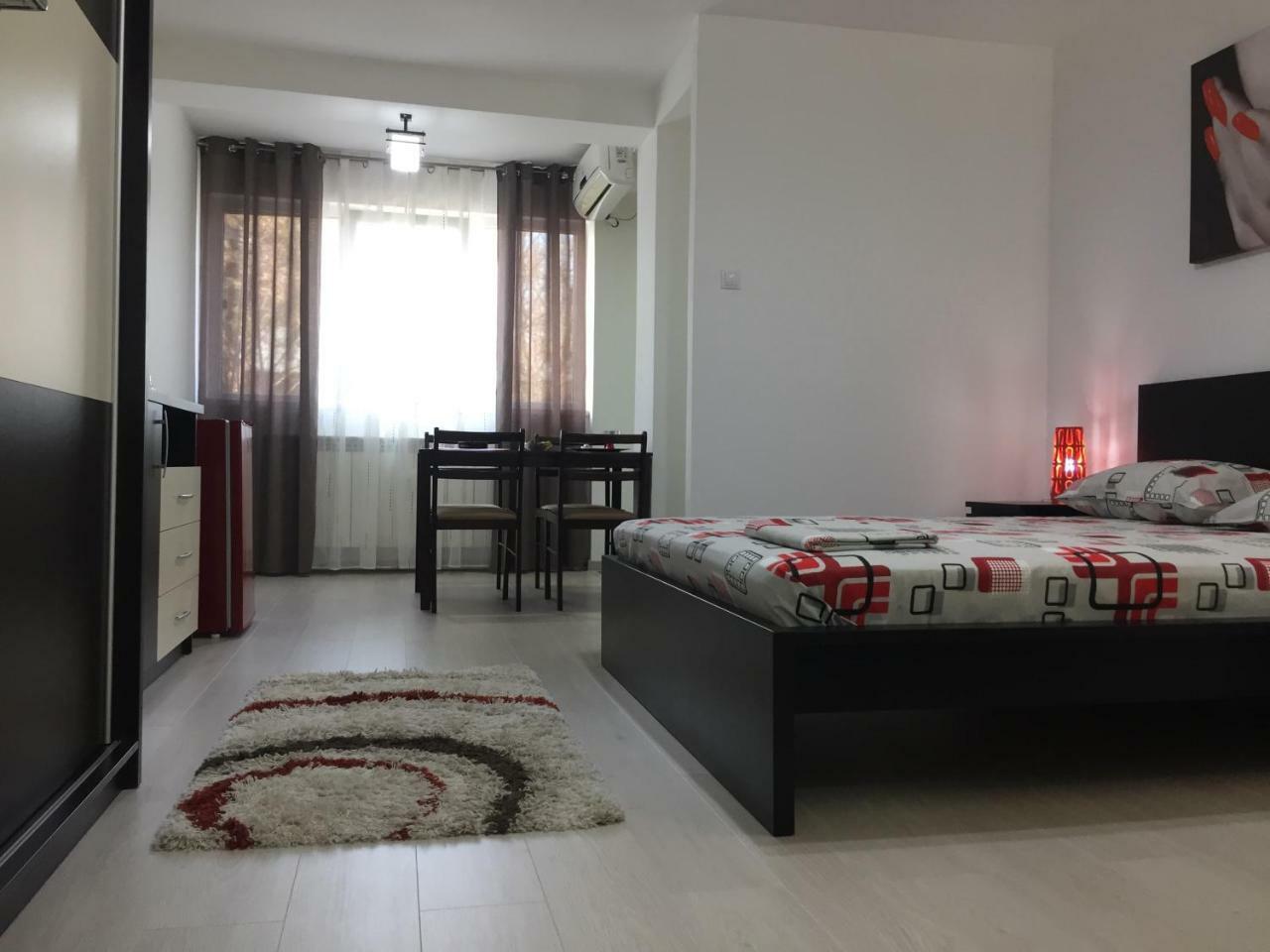 Faleza Apartment Galaţi Esterno foto